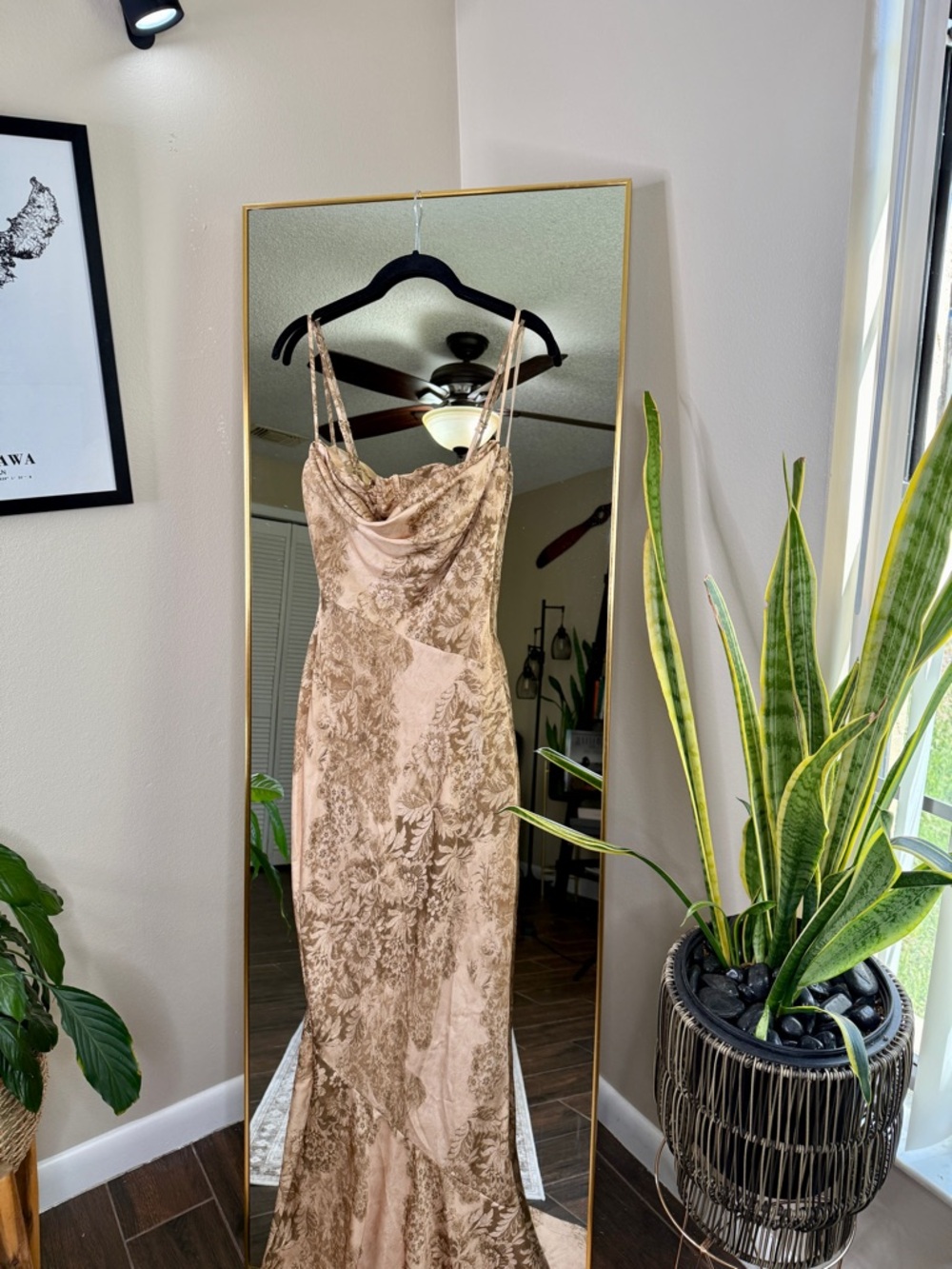 HOUSE OF CB 'Nalani' Gold Patterned Satin Maxi Dress- LIMITED EDITION NWOT - Picture 9 of 11